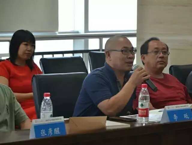 探花视频
教授 李砥